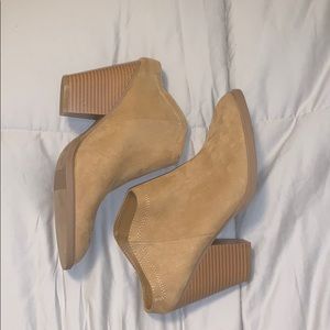 DV booties